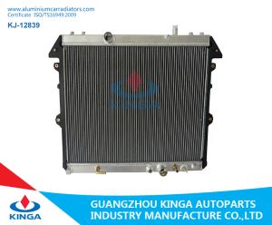 OEM 16400-0L150 "Toyota Radiator" su "Hilux Innova 04-Diesel At"